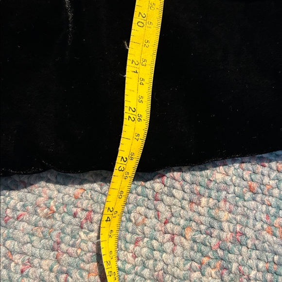 Elegant Black Velvet Jacket with Gold Accents NWT - Picture 9 of 14